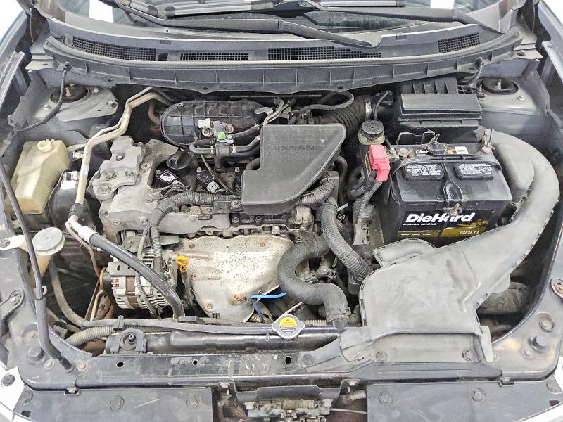 Photo 11 from auction – 2011 NISSAN ROGUE with VIN JN8AS5MV5BW670584