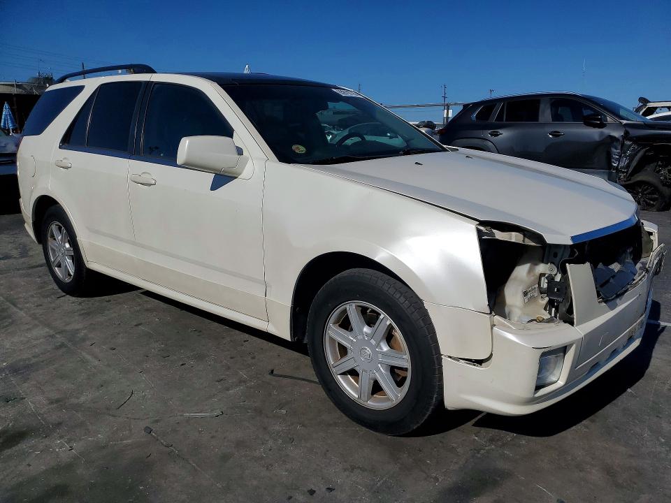 Photo 4 from auction – 2004 CADILLAC SRX with VIN 1GYEE637440179484