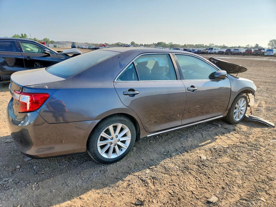Фото 3 с аукциона – 2013 TOYOTA CAMRY с VIN 4T4BF1FK2DR320085