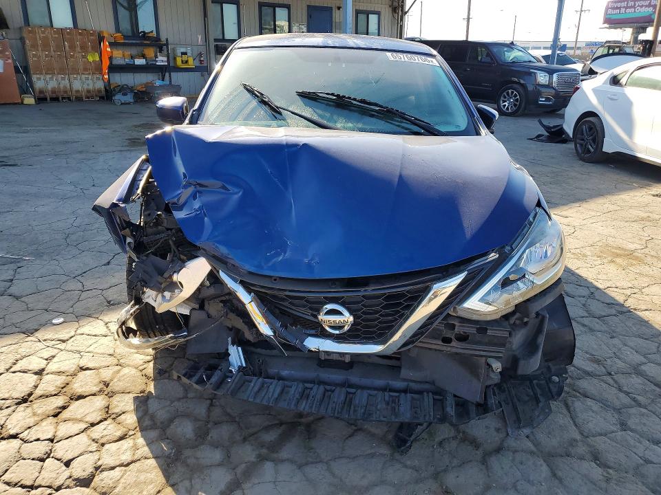 Photo 5 from auction – 2017 NISSAN SENTRA with VIN 3N1AB7APXHY387082