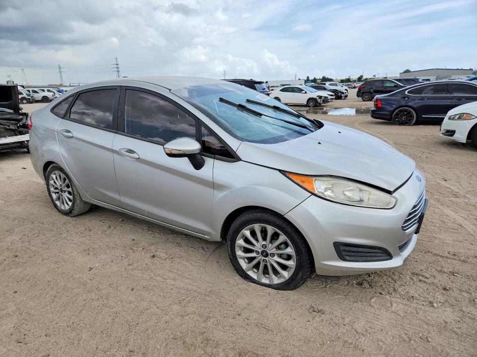 Photo 4 from auction – 2015 FORD FIESTA with VIN 3FADP4BJ5FM126604