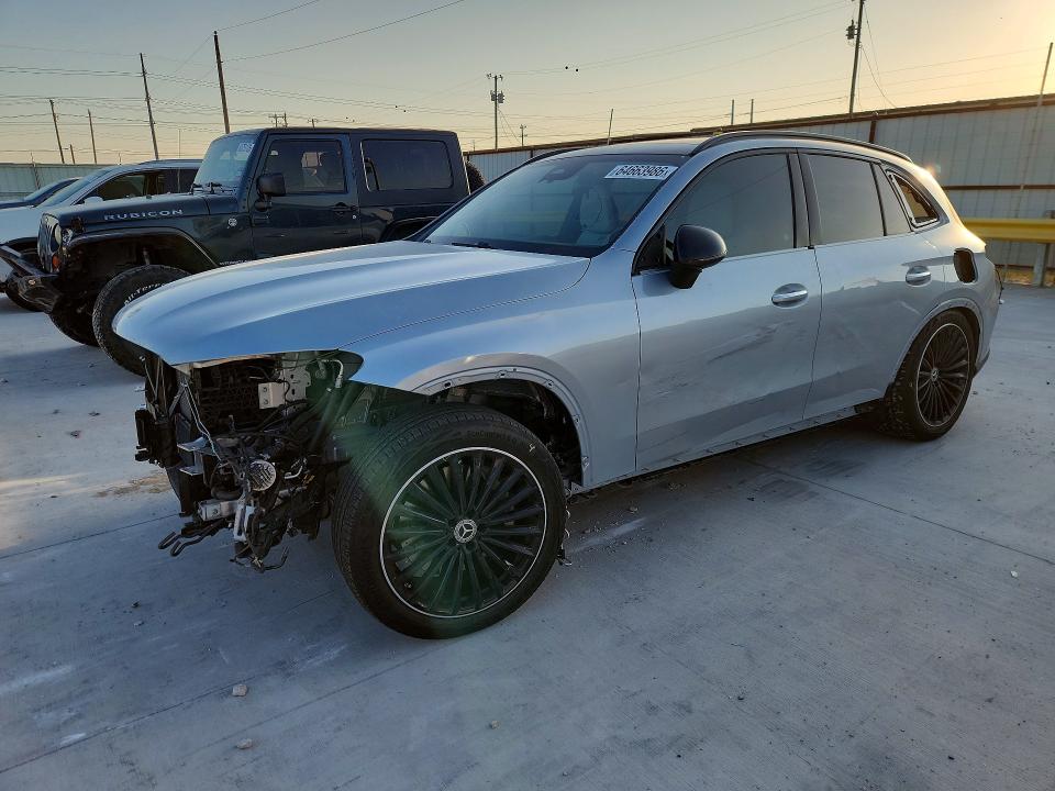 2025 MERCEDES-BENZ GLC