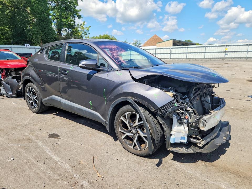 Photo 4 from auction – 2018 TOYOTA C-HR with VIN NMTKHMBX0JR016280