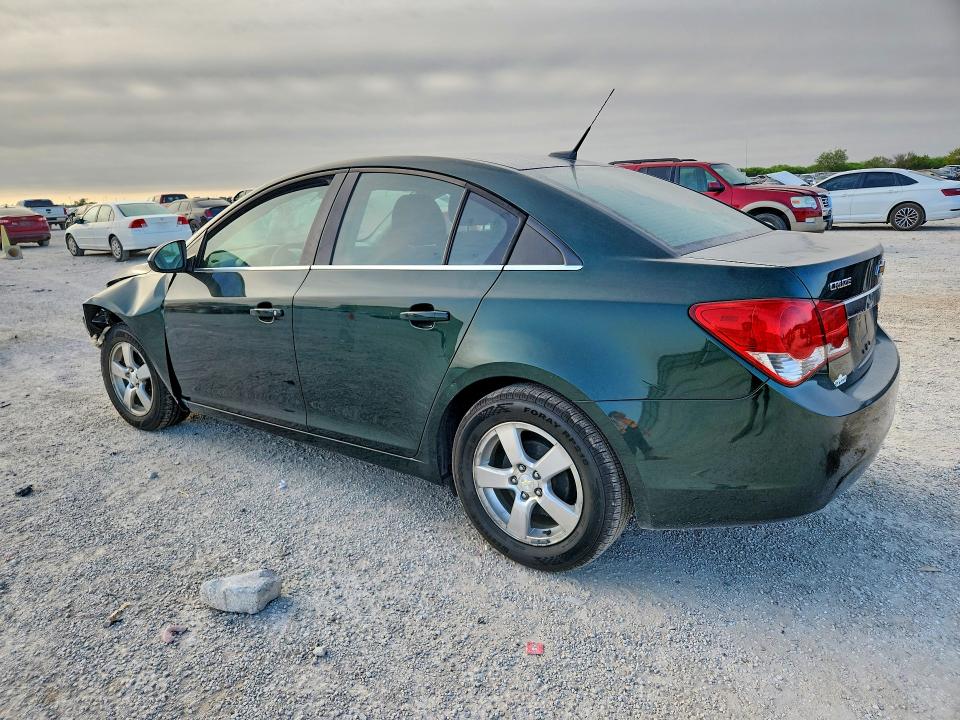 Photo 2 from auction – 2014 CHEVROLET CRUZE with VIN 1G1PC5SB2E7206705
