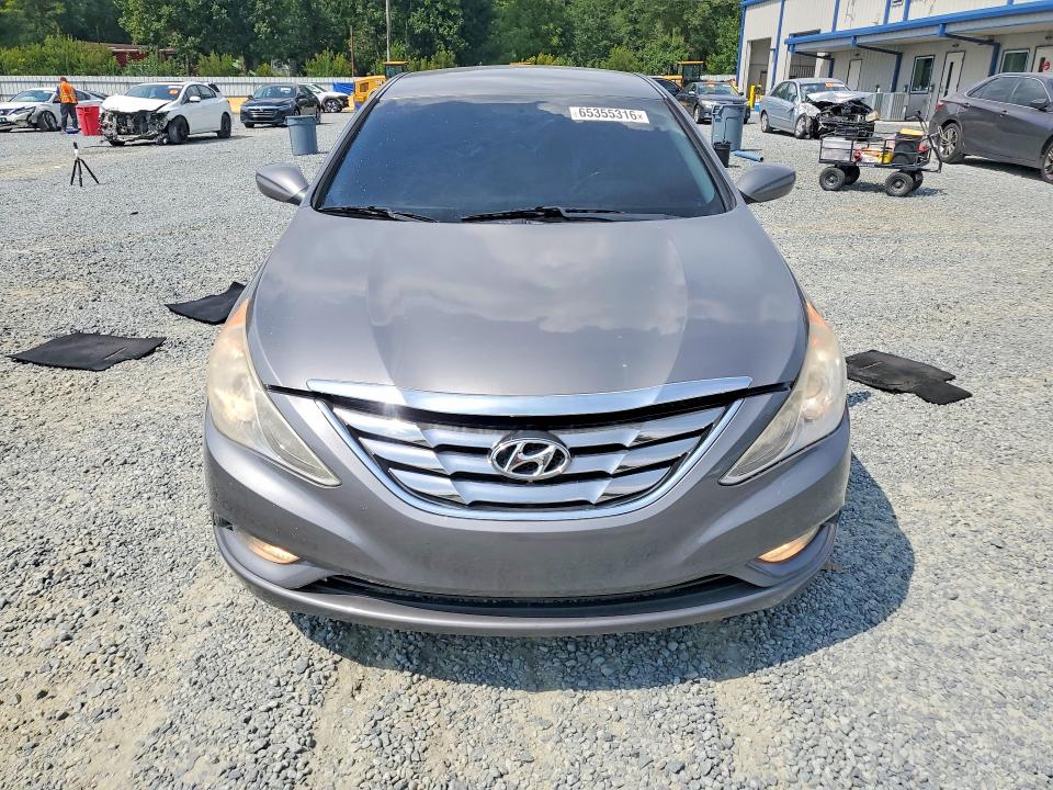 Photo 5 from auction – 2013 HYUNDAI SONATA with VIN 5NPEC4AC3DH550332