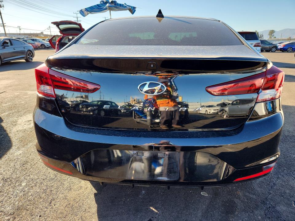 Photo 6 from auction – 2020 HYUNDAI ELANTRA with VIN 5NPD84LF5LH525970