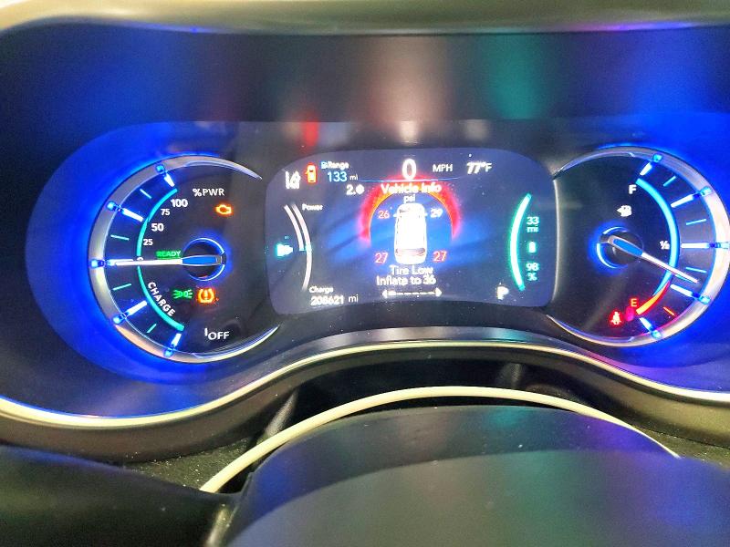 Photo 9 from auction – 2018 CHRYSLER PACIFICA with VIN 2C4RC1N77JR339713