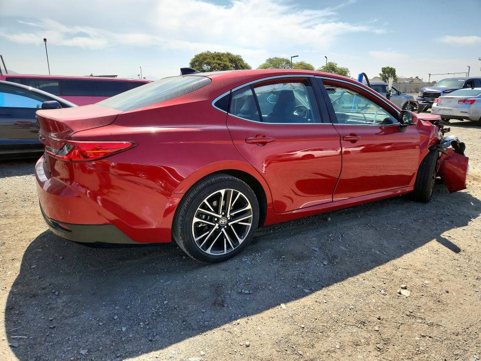 Photo 3 from auction – 2025 TOYOTA CAMRY with VIN 4T1DAACK7SU057756