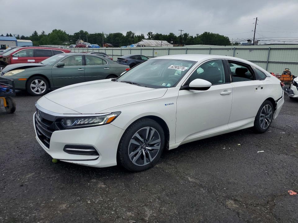 HONDA ACCORD 2018 with VIN 1HGCV3F16JA003983 - Photo from auction