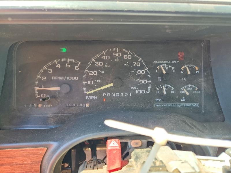 Photo 9 from auction – 1998 GMC YUKON with VIN 1GKEK13RXWJ701359
