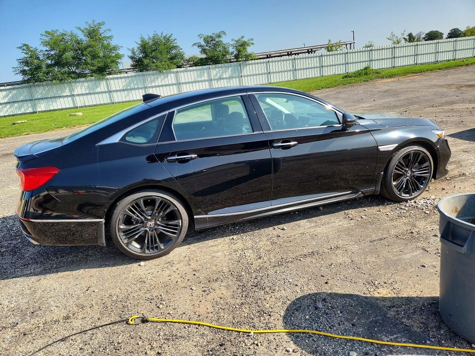 Photo 3 from auction – 2022 HONDA ACCORD with VIN 1HGCV2F91NA005324