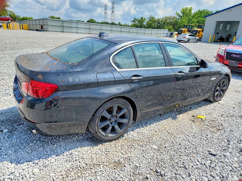 Photo 3 from auction – 2012 BMW 550 with VIN WBAFR9C58CDX79184