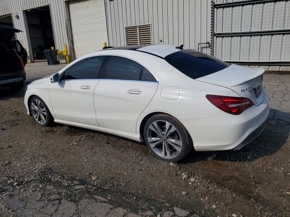 Photo 2 from auction – 2019 MERCEDES-BENZ CLA with VIN WDDSJ4EB1KN773739