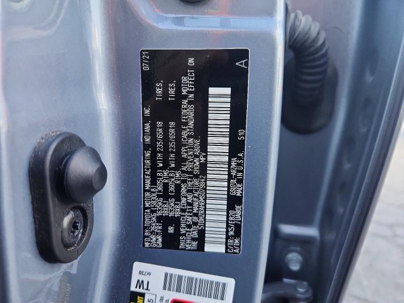 Photo 14 from auction – 2021 TOYOTA HIGHLANDER with VIN 5TDHZRAH6MS079842