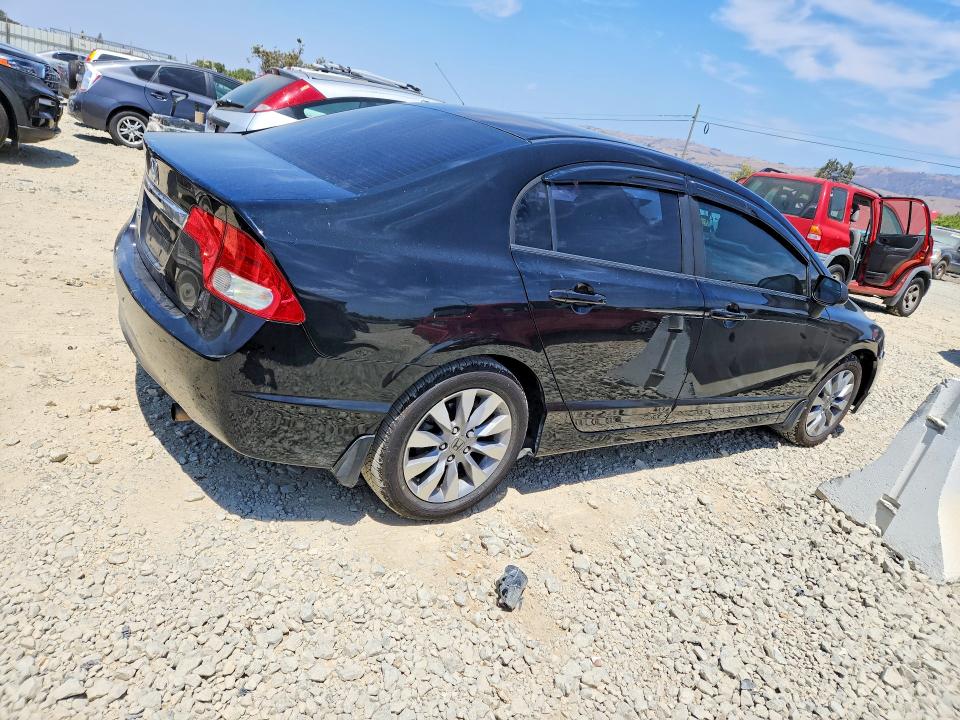 Photo 3 from auction – 2009 HONDA CIVIC with VIN 19XFA16839E033671
