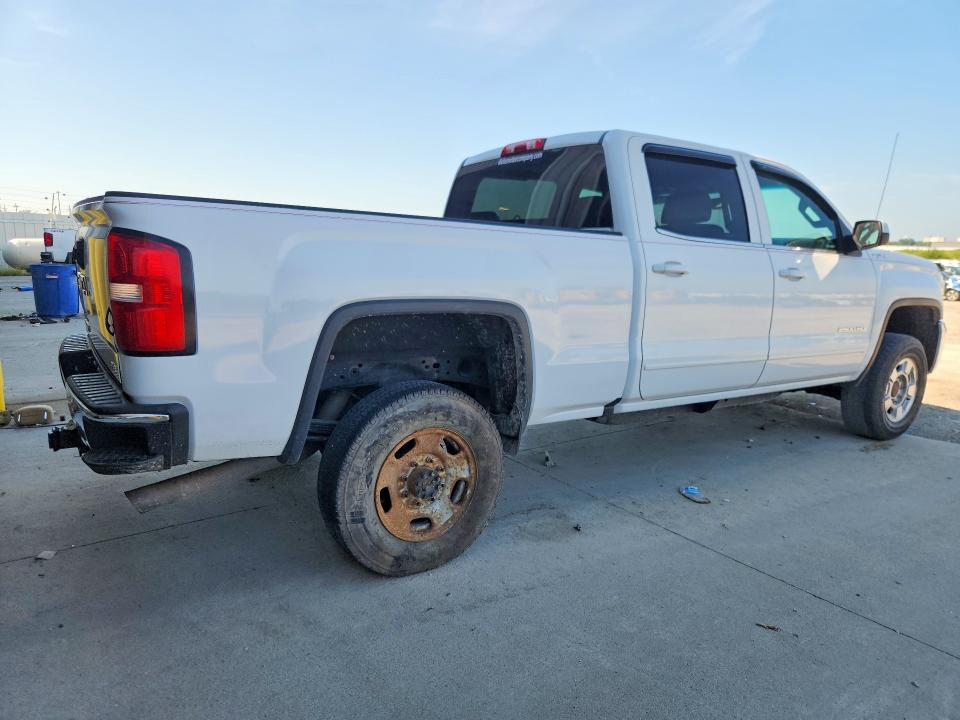 Фото 3 с аукциона – 2017 GMC SIERRA с VIN 1GT12SEG6HF135945