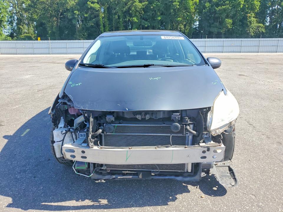 Photo 5 from auction – 2013 TOYOTA PRIUS with VIN JTDKN3DU1D1685991