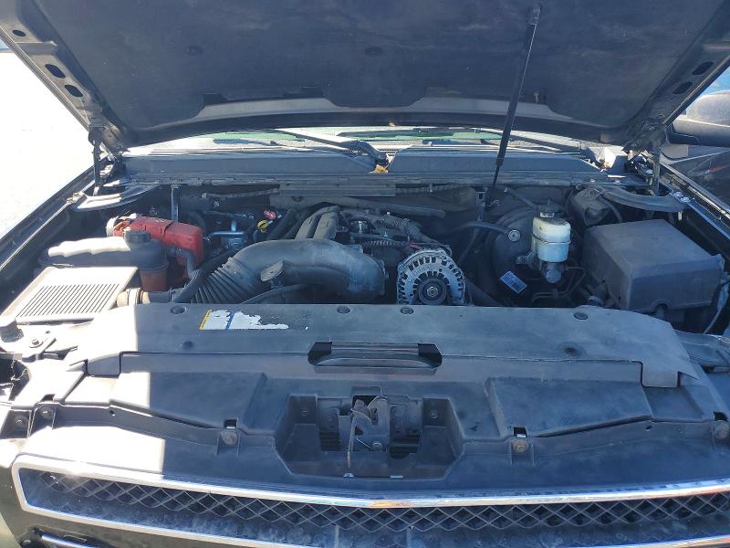 Photo 12 from auction – 2007 CHEVROLET SUBURBAN with VIN 3GNFC16097G206753