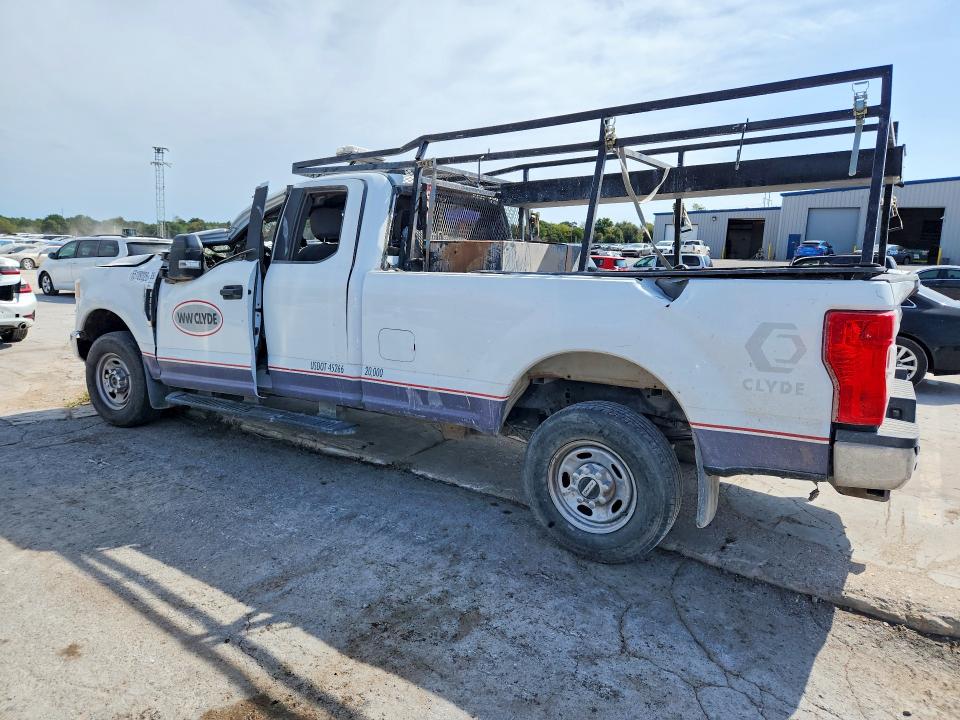 Photo 2 from auction – 2022 FORD F250 with VIN 1FT7X2B60NEF33807