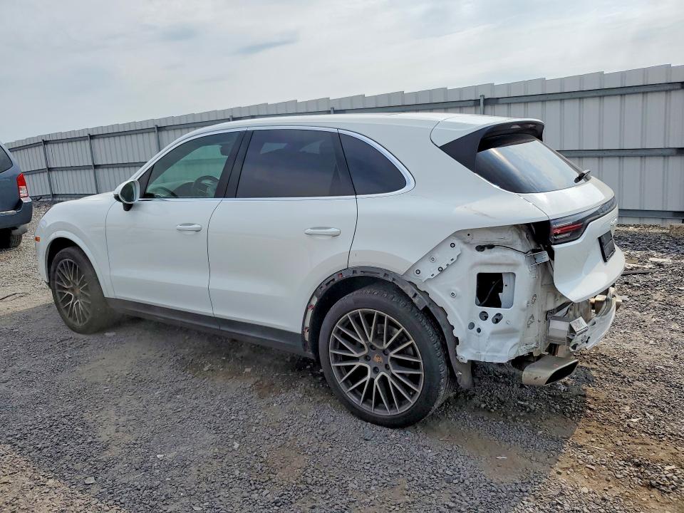 Photo 2 from auction – 2020 PORSCHE CAYENNE with VIN WP1AA2AY4LDA04386