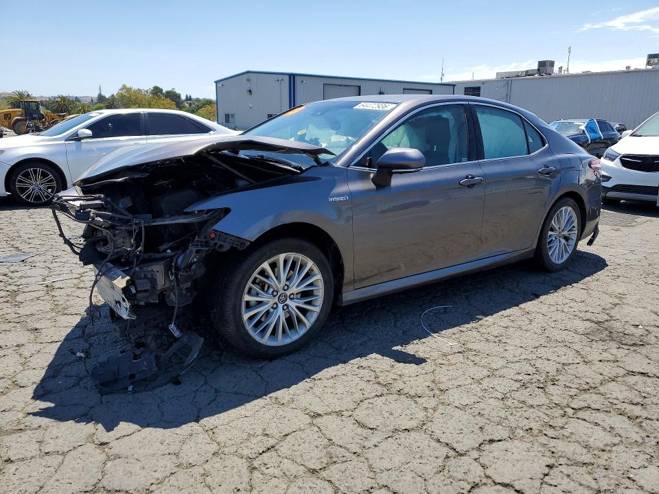 2018 TOYOTA CAMRY HYBRID
