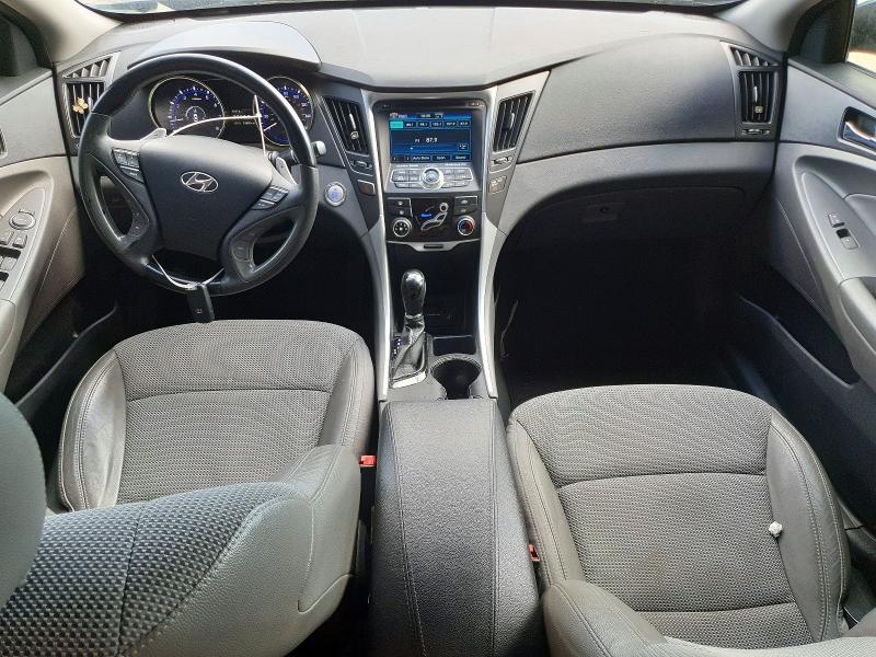 Photo 8 from auction – 2013 HYUNDAI SONATA with VIN 5NPEC4AC8DH643749