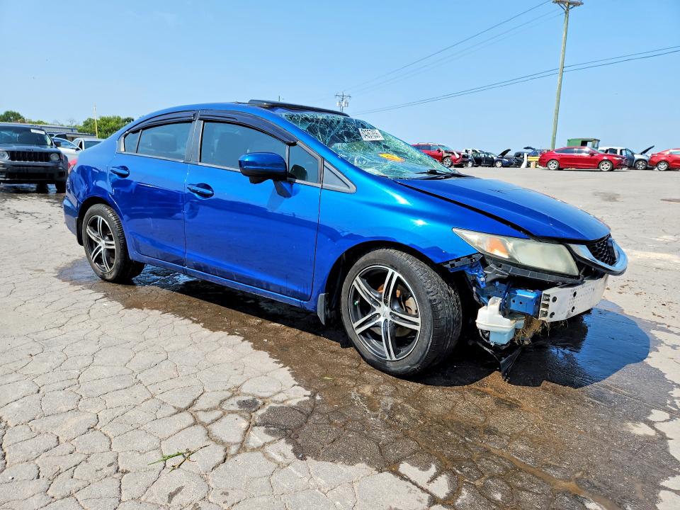Photo 4 from auction – 2014 HONDA CIVIC with VIN 19XFB2F8XEE081780