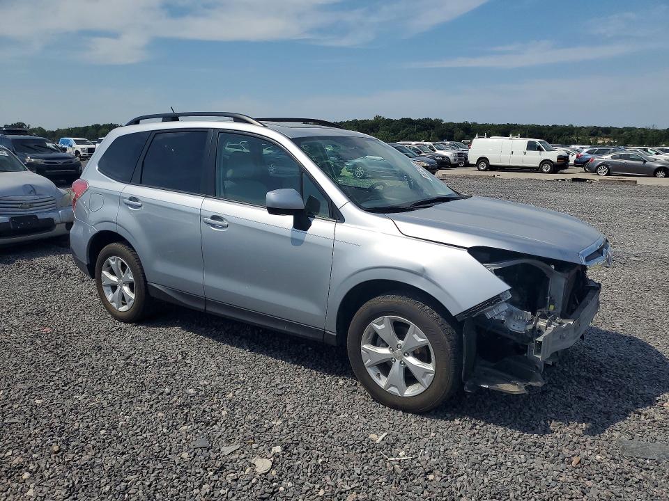Photo 4 from auction – 2015 SUBARU FORESTER with VIN JF2SJADC8FH552308