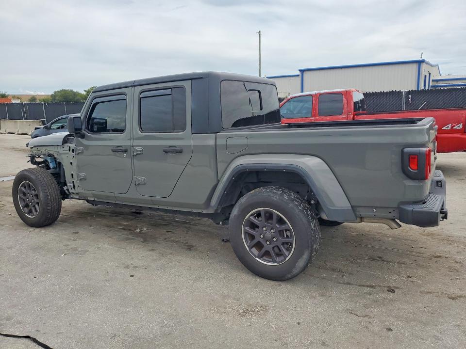 Photo 2 from auction – 2023 JEEP GLADIATOR with VIN 1C6HJTFGXPL522155