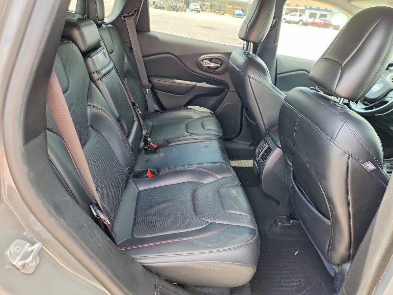 Photo 11 from auction – 2019 JEEP CHEROKEE with VIN 1C4PJMBN3KD351606