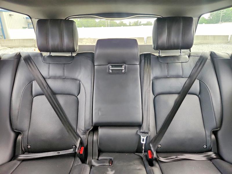 Photo 10 from auction – 2018 LAND ROVER RANGE ROVER with VIN SALGS2SV7JA509309