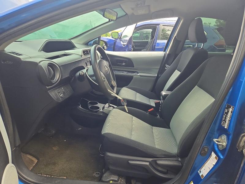 Photo 7 from auction – 2012 TOYOTA PRIUS C with VIN JTDKDTB37C1504243
