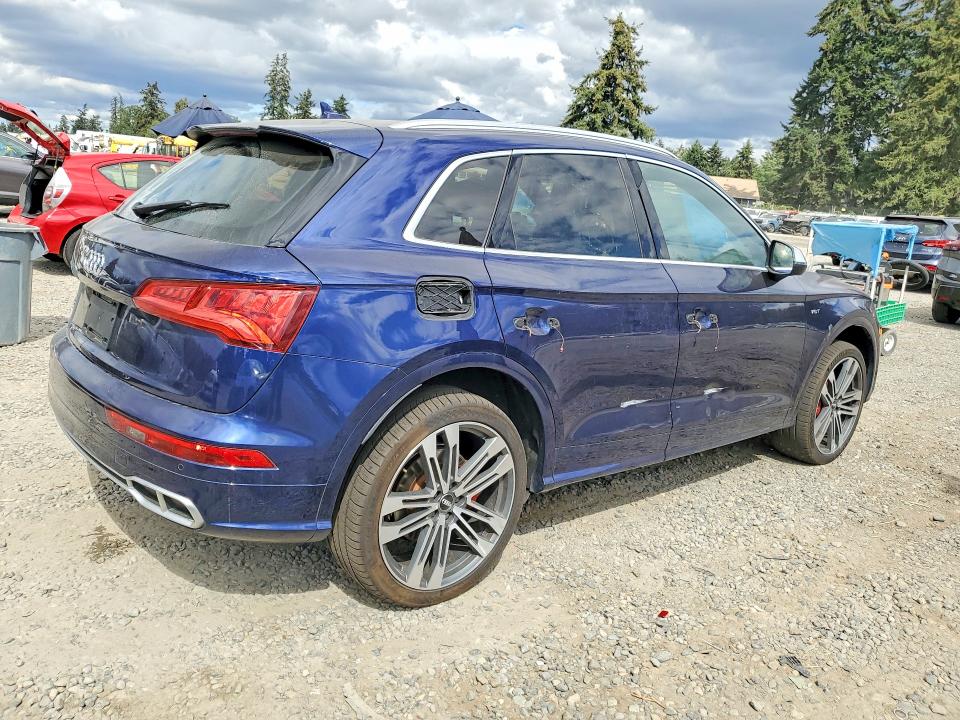Photo 3 from auction – 2018 AUDI SQ5 with VIN WA1A4AFY8J2050253