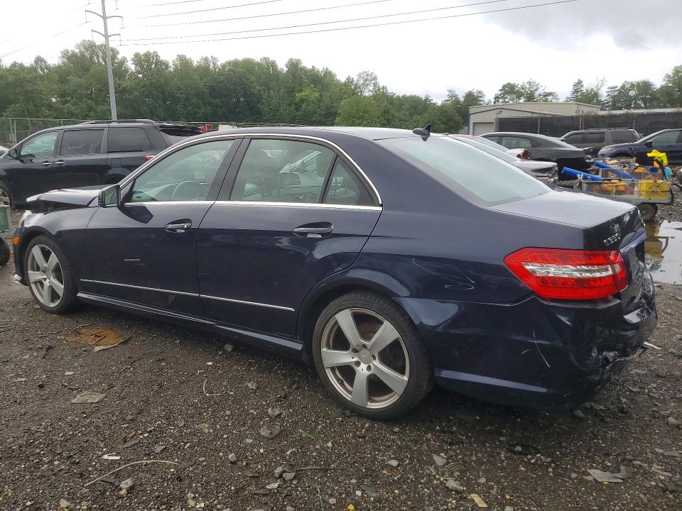 Photo 2 from auction – 2010 MERCEDES-BENZ E with VIN WDDHF5GBXAA037032