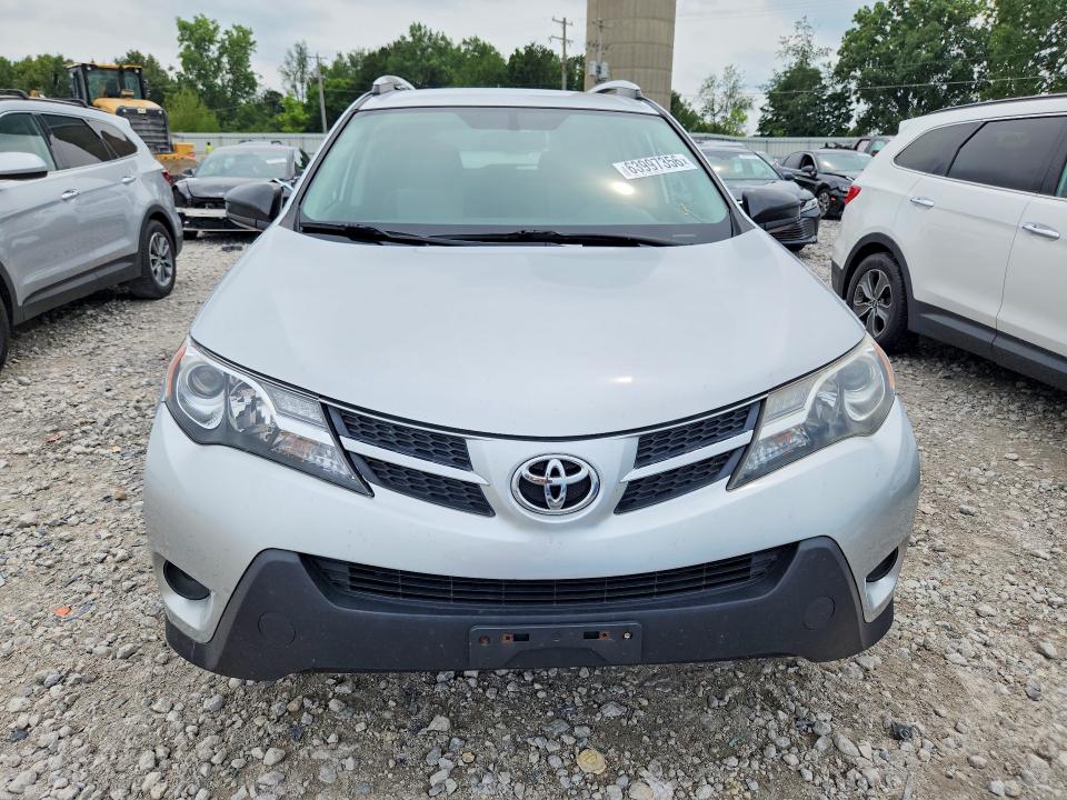 Photo 5 from auction – 2015 TOYOTA RAV4 with VIN 2T3BFREV3FW240261
