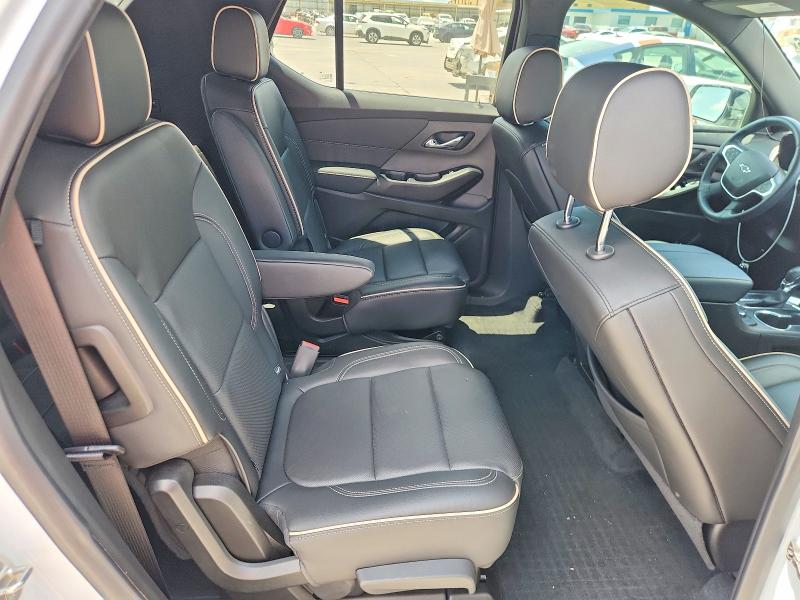 Photo 11 from auction – 2022 CHEVROLET TRAVERSE with VIN 1GNERKKW1NJ130242