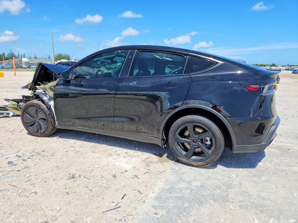 Photo 2 from auction – 2026 TESLA MODEL Y with VIN 7SAYGDED7TA415209