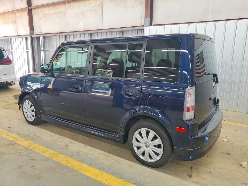 Photo 2 from auction – 2005 SCION XB with VIN JTLKT324754018730