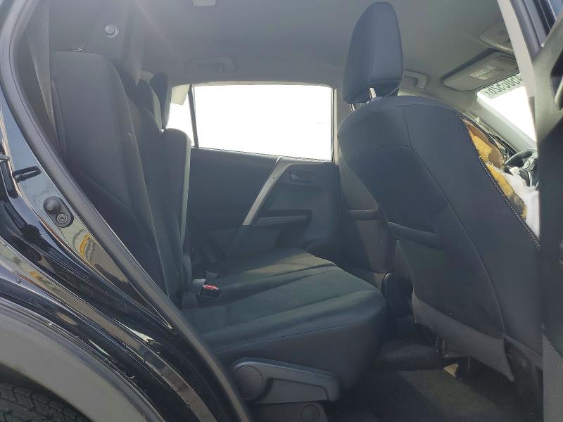 Photo 11 from auction – 2018 TOYOTA RAV4 with VIN 2T3ZFREV2JW470865
