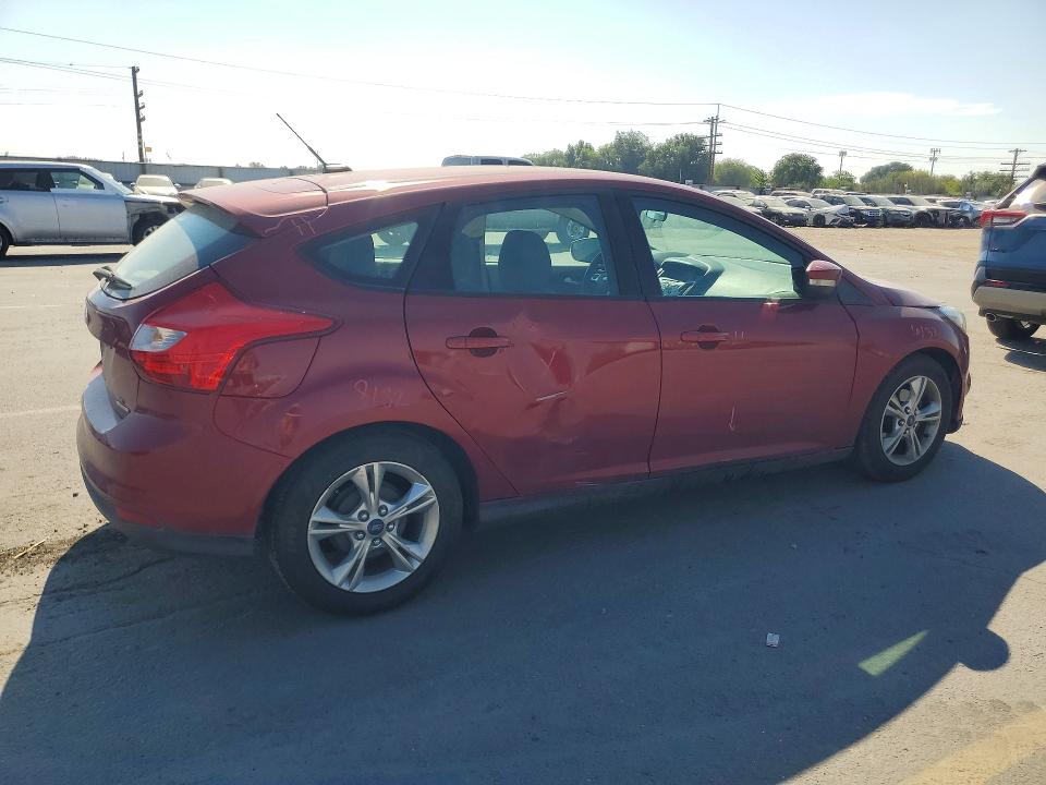 Photo 3 from auction – 2014 FORD FOCUS with VIN 1FADP3K21EL197804