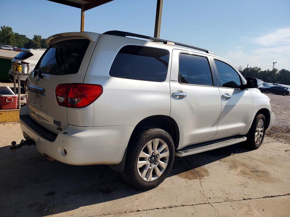 Photo 3 from auction – 2012 TOYOTA SEQUOIA with VIN 5TDDW5G13CS063266