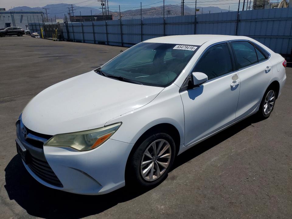 TOYOTA CAMRY 2015 with VIN 4T4BF1FK3FR486781 - Photo from auction