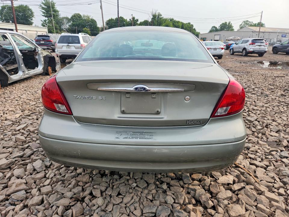 Photo 6 from auction – 2002 FORD TAURUS with VIN 1FAHP53U42G194901
