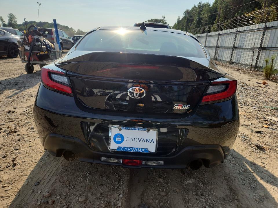 Photo 6 from auction – 2023 TOYOTA GR 86 with VIN JF1ZNBE14P9761969