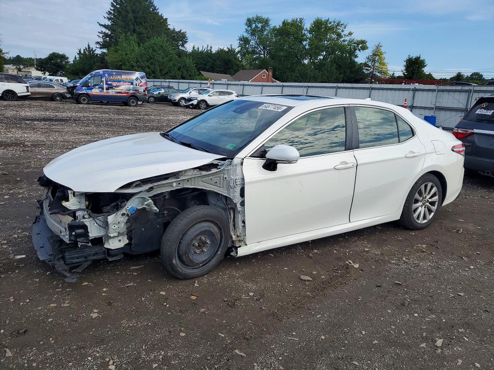 Photo 1 from auction – 2018 TOYOTA CAMRY with VIN JTNB11HK5J3000458