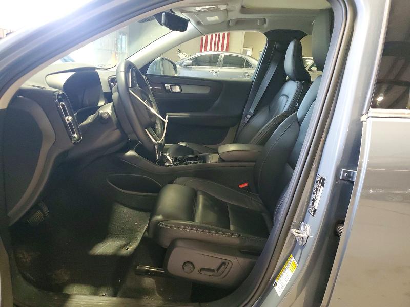 Photo 7 from auction – 2023 VOLVO XC40 with VIN YV4L12UA1P2015188