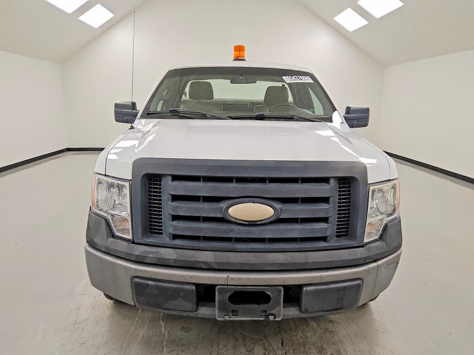 Photo 5 from auction – 2009 FORD F150 with VIN 1FTRF12W49KA89179