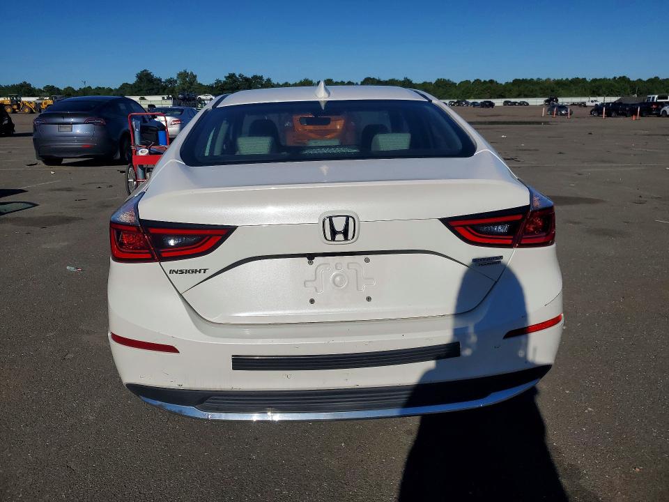 Photo 6 from auction – 2019 HONDA INSIGHT with VIN 19XZE4F99KE008775