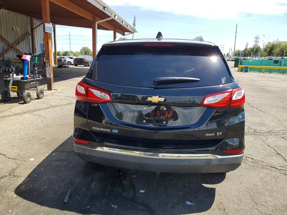 Photo 6 from auction – 2018 CHEVROLET EQUINOX with VIN 3GNAXUEU5JL304679