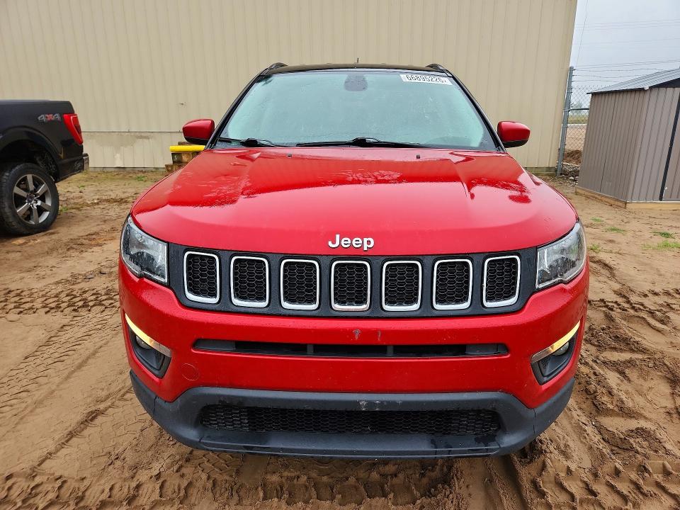 Photo 5 from auction – 2018 JEEP COMPASS with VIN 3C4NJDBB7JT179733